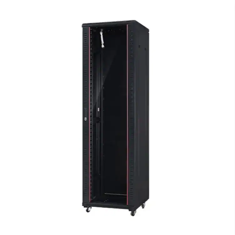 FLOOR STANDING SERVER CABINETS GLASS FRONT DOOR PERFORATED SIDE DOORS 4 FANS 4 CASTORS ADJUSTABLE FEET 1 FIXED SHELF NRB.6618 18U(600x800)